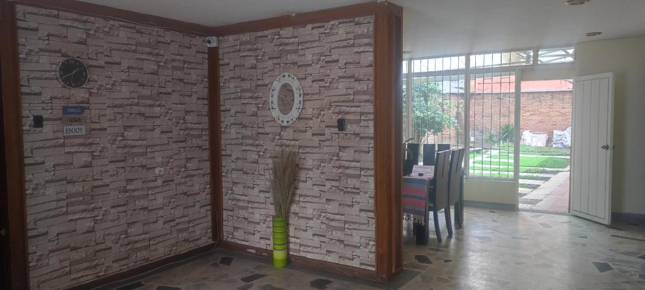 Colisseum Roma House - Turin- Campin Movistar Embajada Cubo Colsubsidio Privatunterkunft *